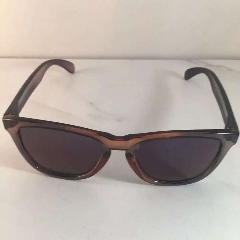Champion polarized sunglasses cu5103 c01 hd in need of TLC